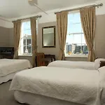 Harveys Guest House