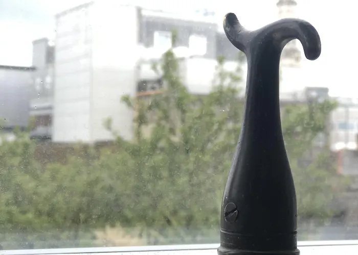 Harveys Guest House 3*