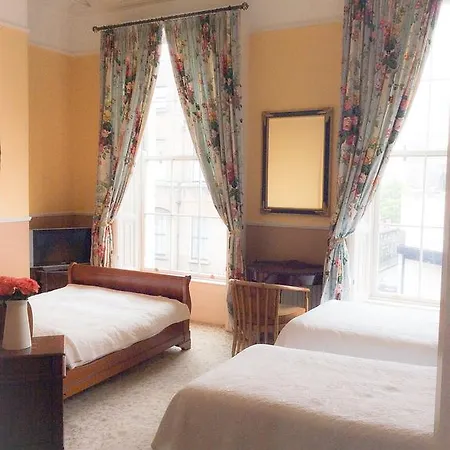 Harveys Guest House